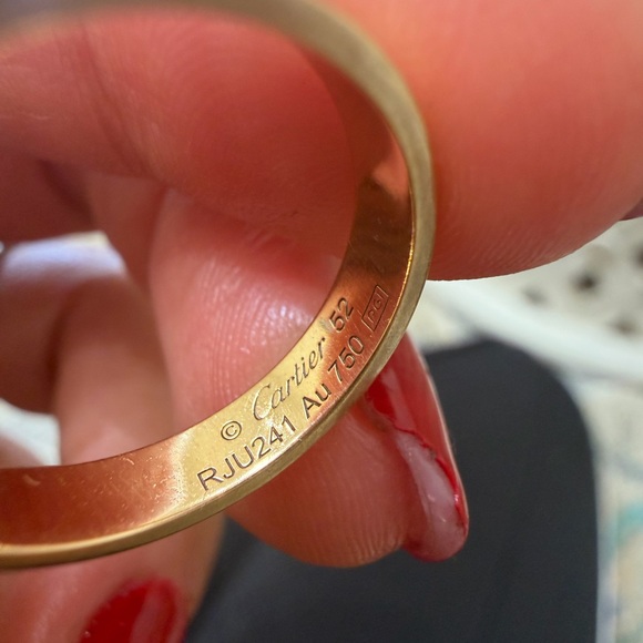 Authentic Cartier Love Ring in 18k Yellow Gold - Size 52 (USA 6) - Picture 6 of 6